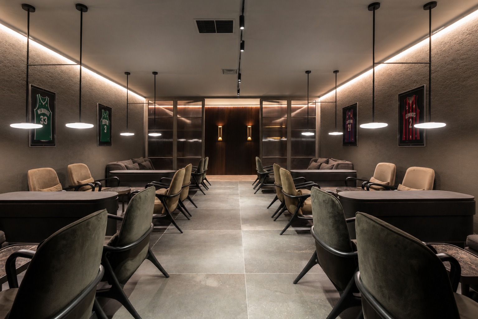 VIP LOUNGE OAKA